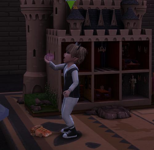 Fao peut manger un plasmafruit, petit vampire-magicienne.jpg